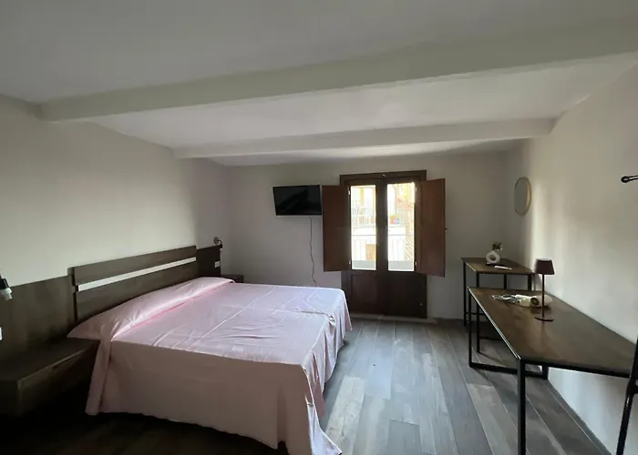 住宿加早餐酒店 Casa Medieval 巴多拉托斯塔兹翁