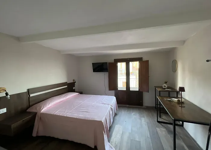 Casa Medieval 住宿加早餐酒店 3*